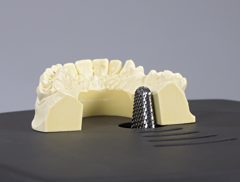 Фрезерный аппарат Millo pro для зуботехнической лаборатории с принадлежностями